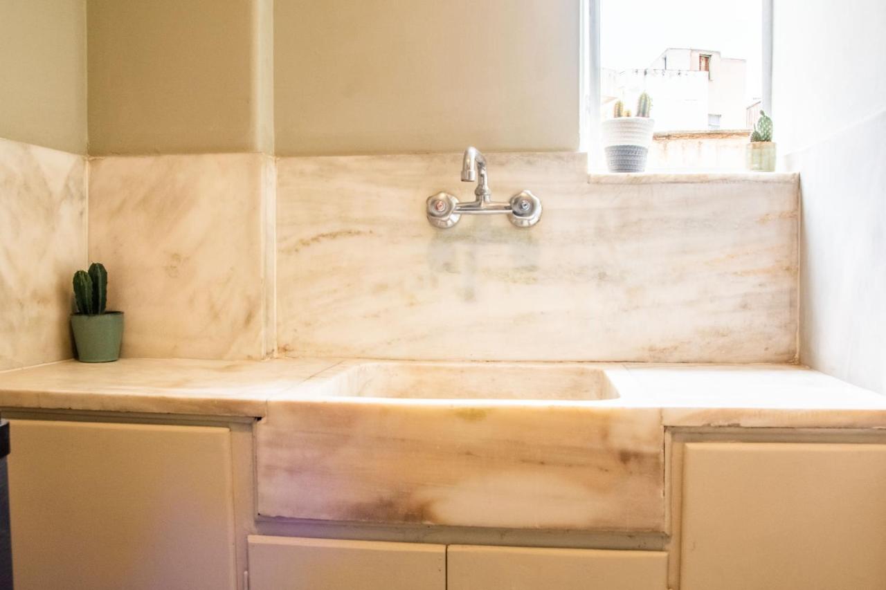 Mosaics Central Studio Apartm With Acropolis View Athena Bagian luar foto